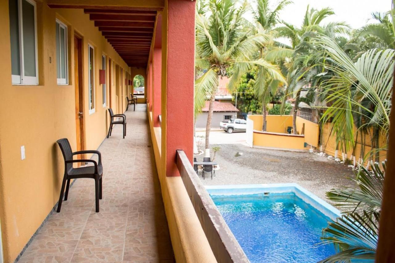 Hotel Cuamatzi Zihuatanejo Buitenkant foto