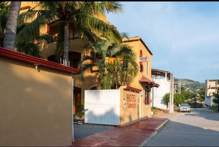 Hotel Cuamatzi Zihuatanejo Buitenkant foto